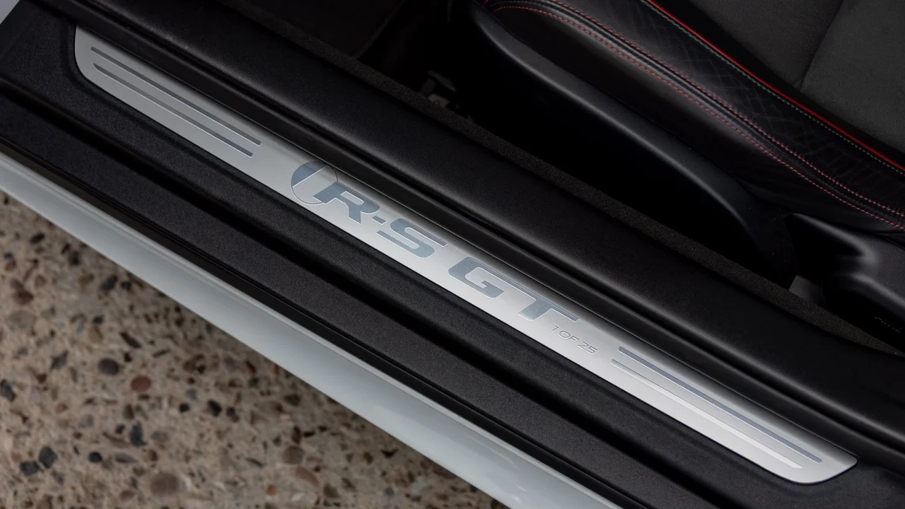 2014 Jaguar X150 XKR - Image 19 of 31