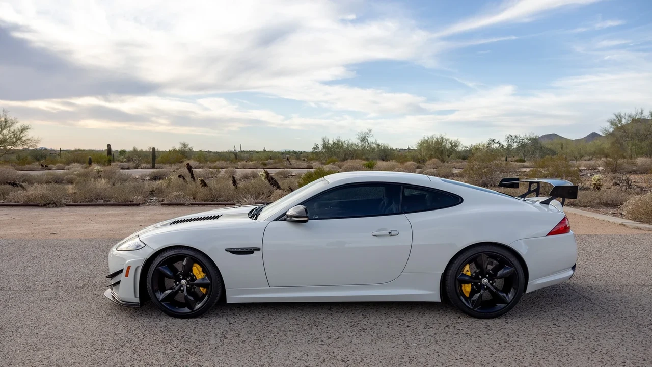 2014 Jaguar X150 XKR - Image 25 of 31
