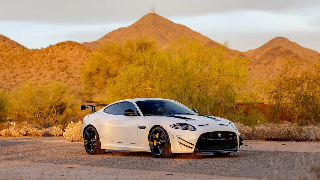2014 Jaguar X150 XKR - Image 3 of 31