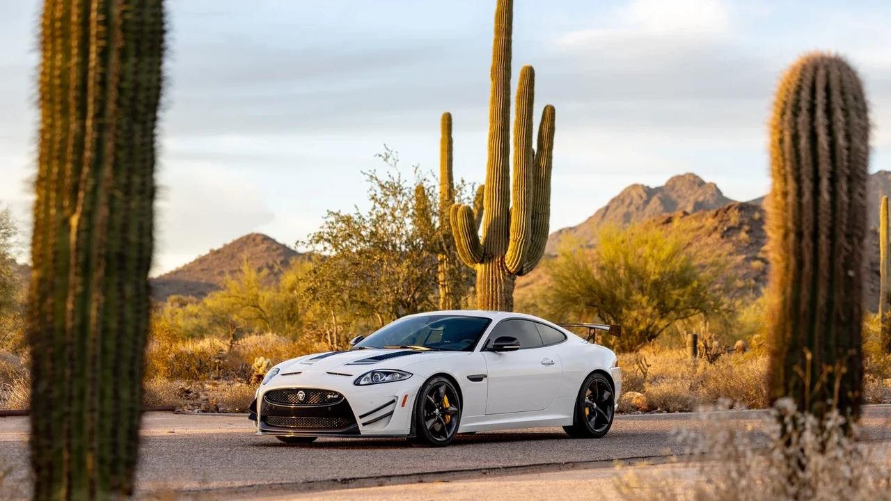 2014 Jaguar X150 XKR - Image 5 of 31