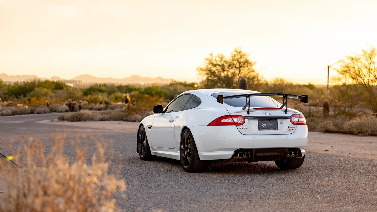 2014 Jaguar X150 XKR - Image 7 of 31