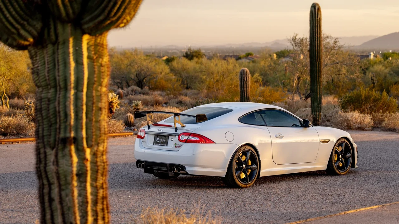 2014 Jaguar X150 XKR - Image 9 of 31