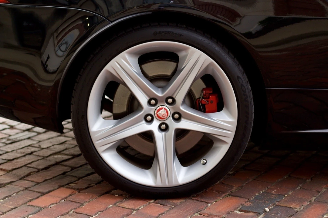 2014 Jaguar X150 XKR - Image 14 of 31