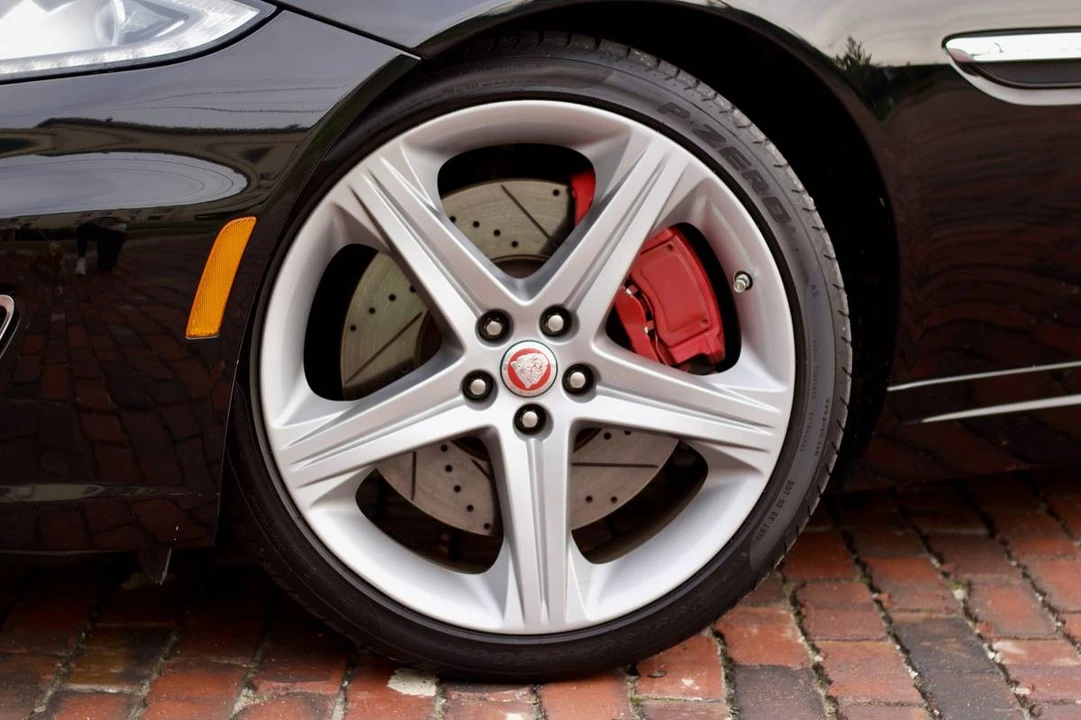 2014 Jaguar X150 XKR - Image 9 of 24