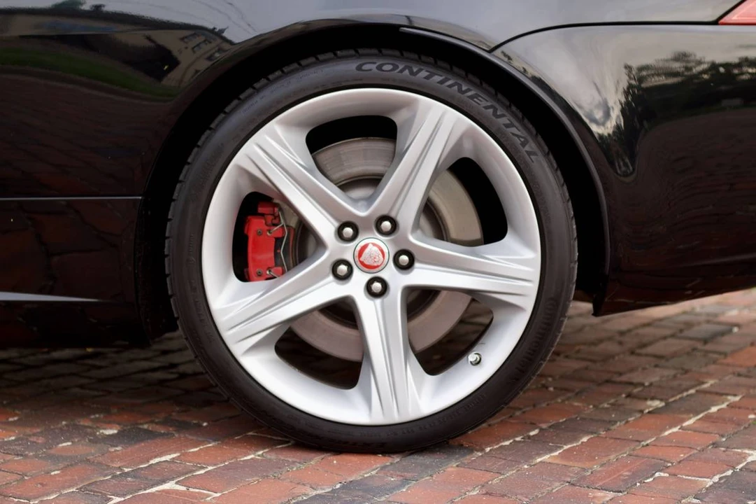 2014 Jaguar X150 XKR - Image 12 of 24