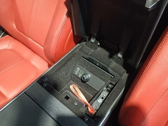 2014 Jaguar F-Type 1st Gen - Image 16 of 20