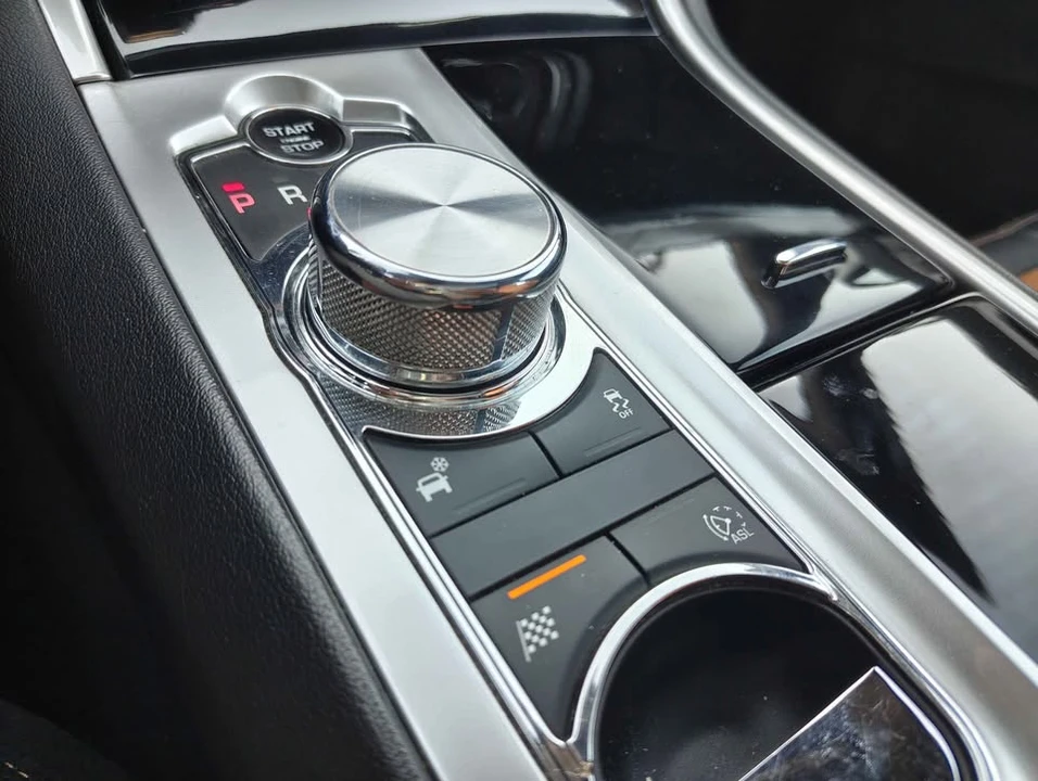 2014 Jaguar X250 XF - Image 10 of 13