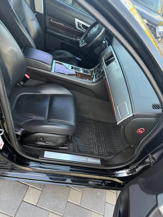 2014 Jaguar X250 XFR - Image 10 of 11