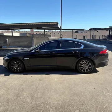 2014 Jaguar XF Luxury