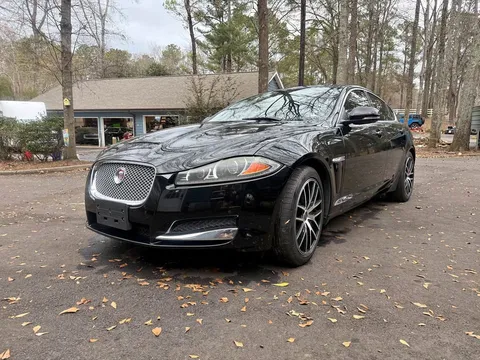 2014 Jaguar XF Luxury Sedan