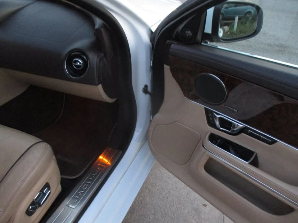 2014 Jaguar X351 XJ - Image 15 of 19