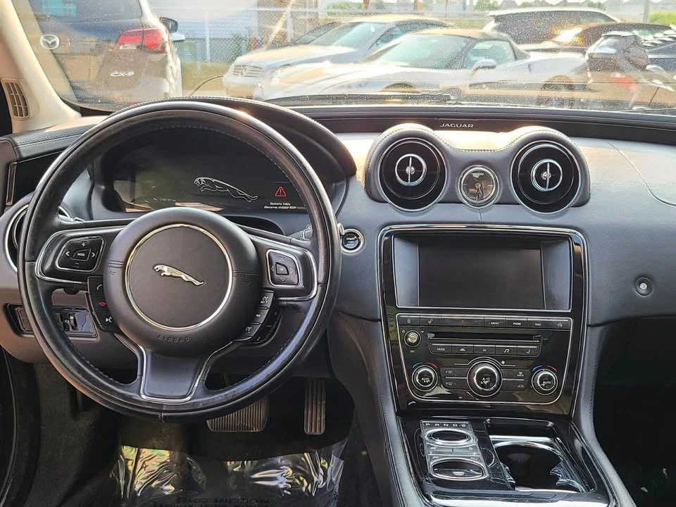 2014 Jaguar X351 XJ - Image 12 of 19