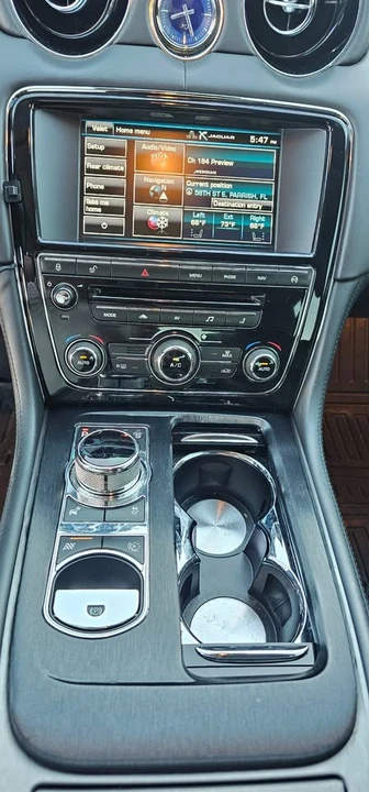 2014 Jaguar XJ Series 4 - Image 10 of 20