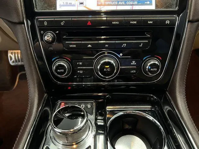 2014 Jaguar X351 XJ - Image 14 of 20