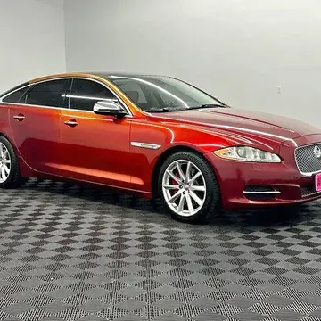 2014 Jaguar XJ Base