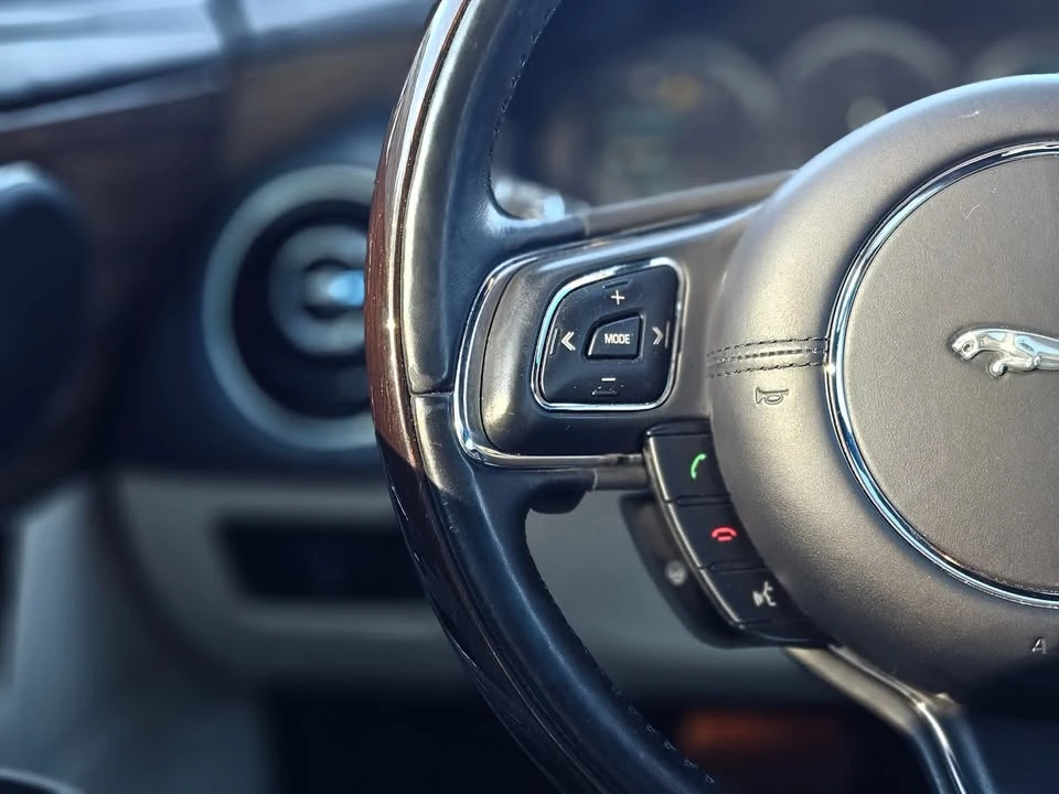 2014 Jaguar X351 XJ - Image 19 of 19