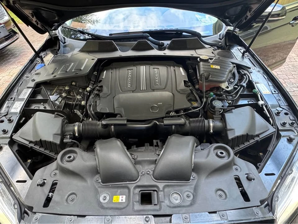 2014 Jaguar X351 XJ - Image 11 of 12