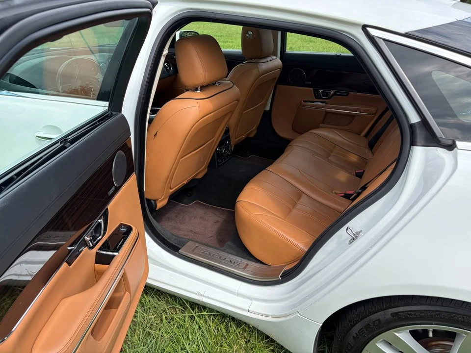 2014 Jaguar X351 XJ - Image 8 of 12