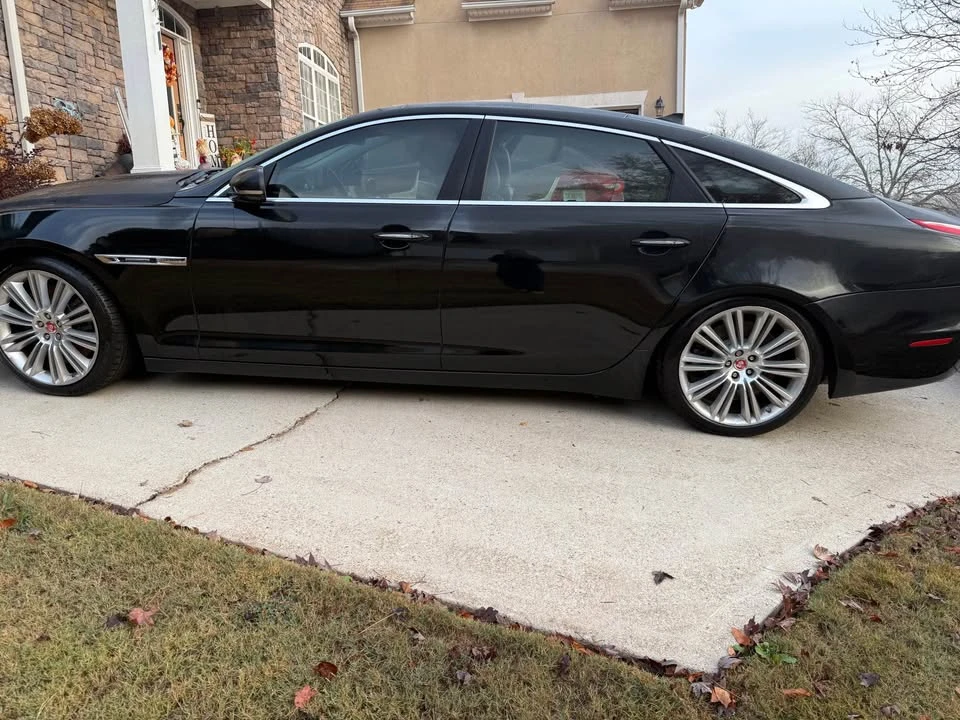 2014 Jaguar XJ Series 4 - Image 5 of 12