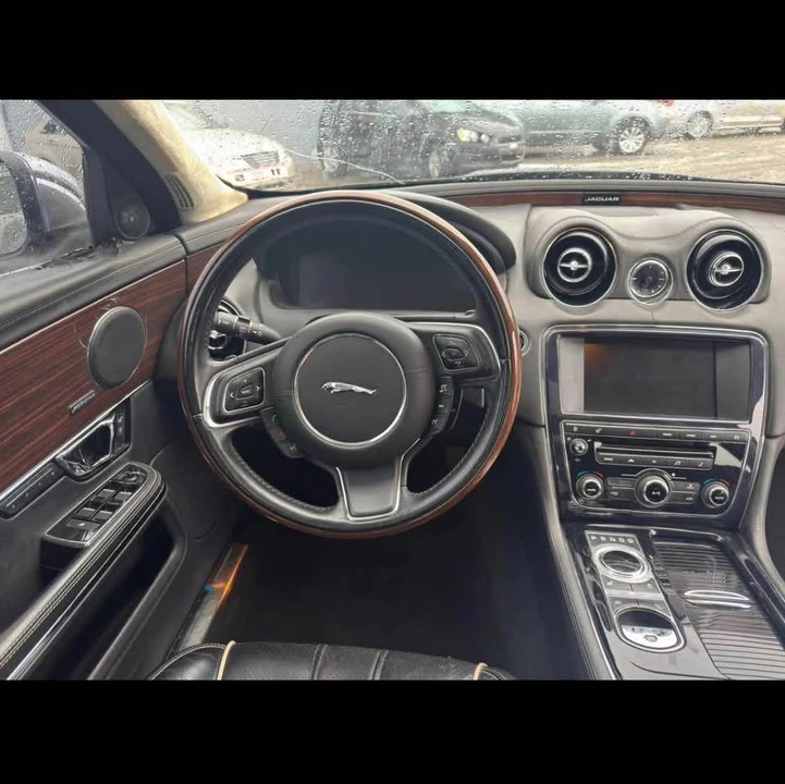 2014 Jaguar X351 XJR - Image 6 of 14