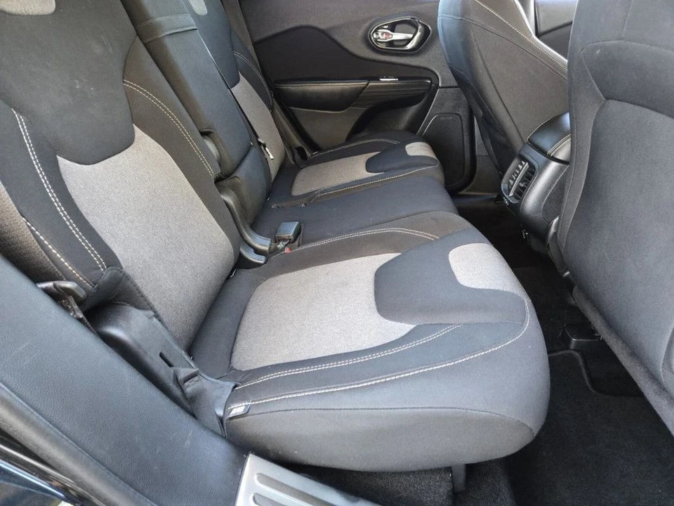 2014 Jeep KL Cherokee - Image 11 of 20