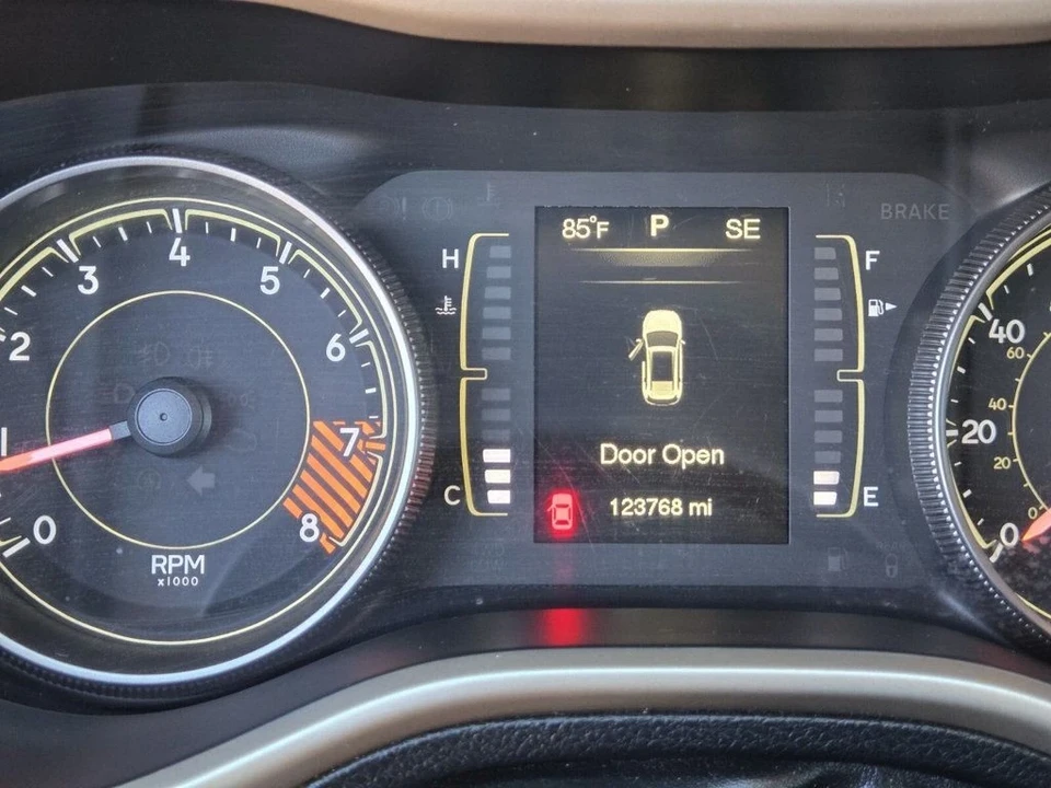 2014 Jeep KL Cherokee - Image 16 of 20