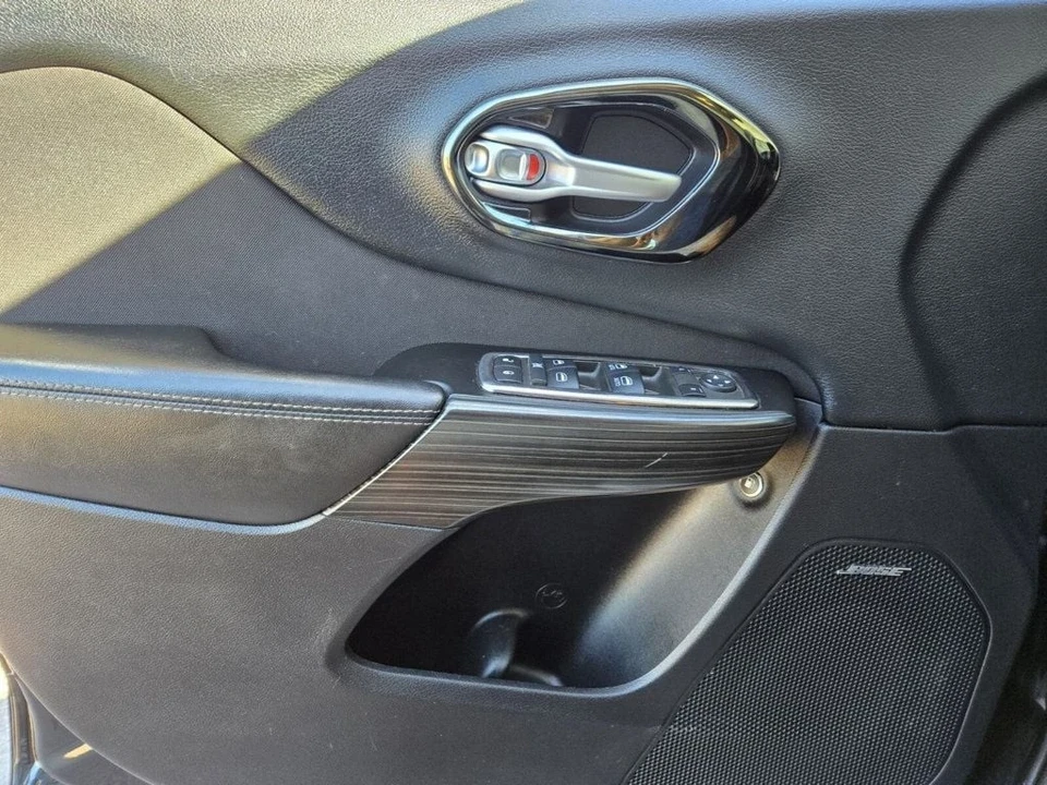 2014 Jeep KL Cherokee - Image 14 of 20