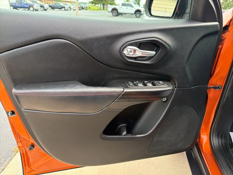 2014 Jeep KL Cherokee - Image 21 of 31