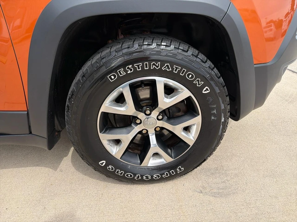 2014 Jeep KL Cherokee - Image 6 of 31