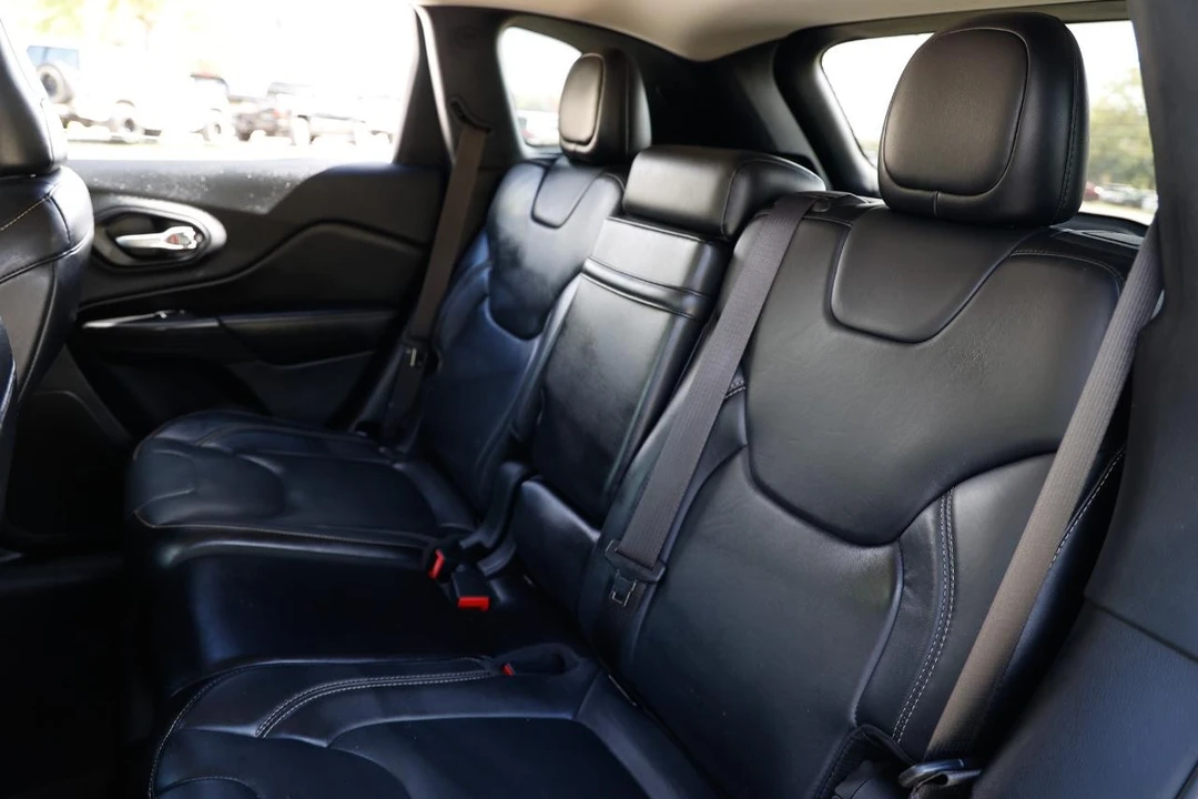 2014 Jeep KL Cherokee - Image 8 of 12