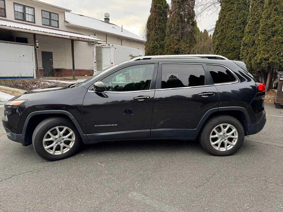 2014 Jeep KL Cherokee - Image 2 of 7