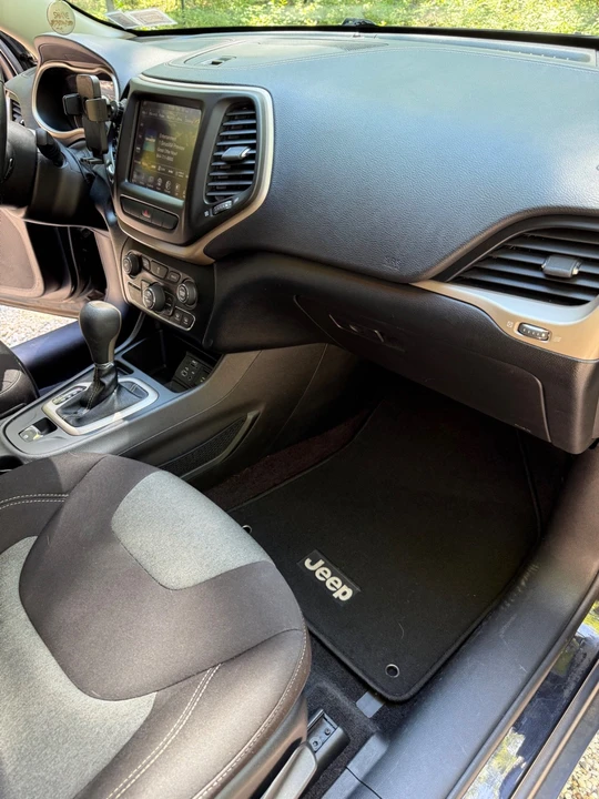 2014 Jeep KL Cherokee - Image 10 of 12