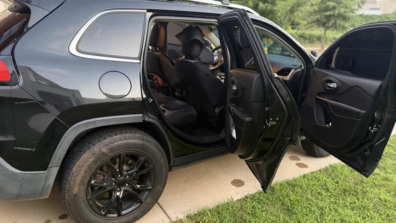 2014 Jeep KL Cherokee - Image 3 of 11