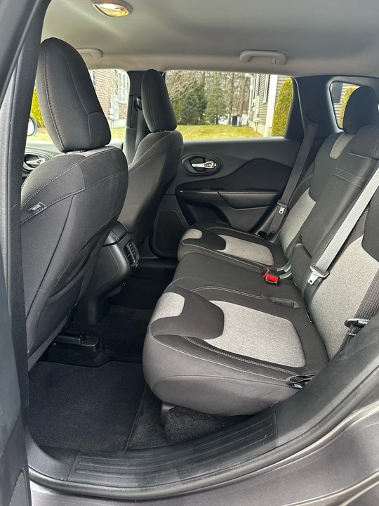 2014 Jeep KL Cherokee - Image 10 of 20