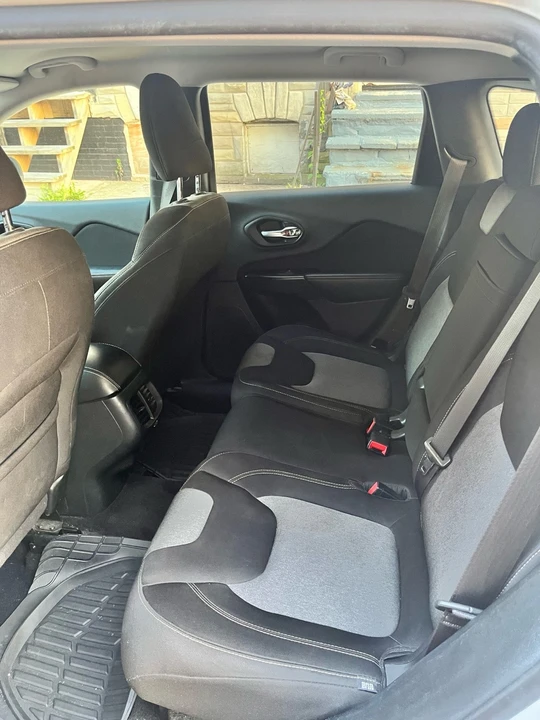 2014 Jeep KL Cherokee - Image 7 of 9