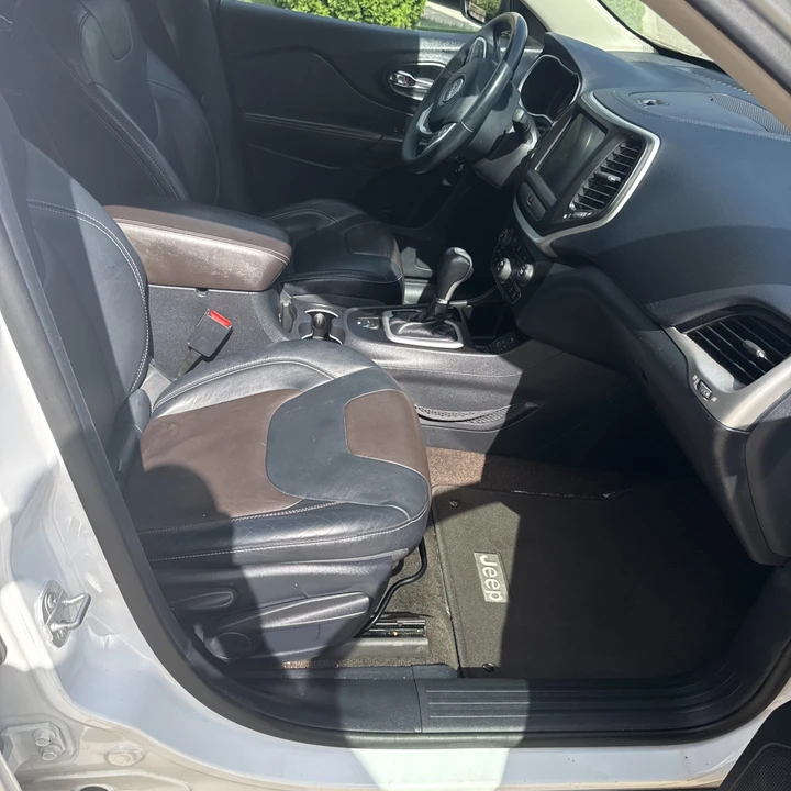 2014 Jeep KL Cherokee - Image 20 of 29