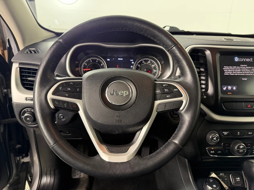 2014 Jeep KL Cherokee - Image 16 of 21