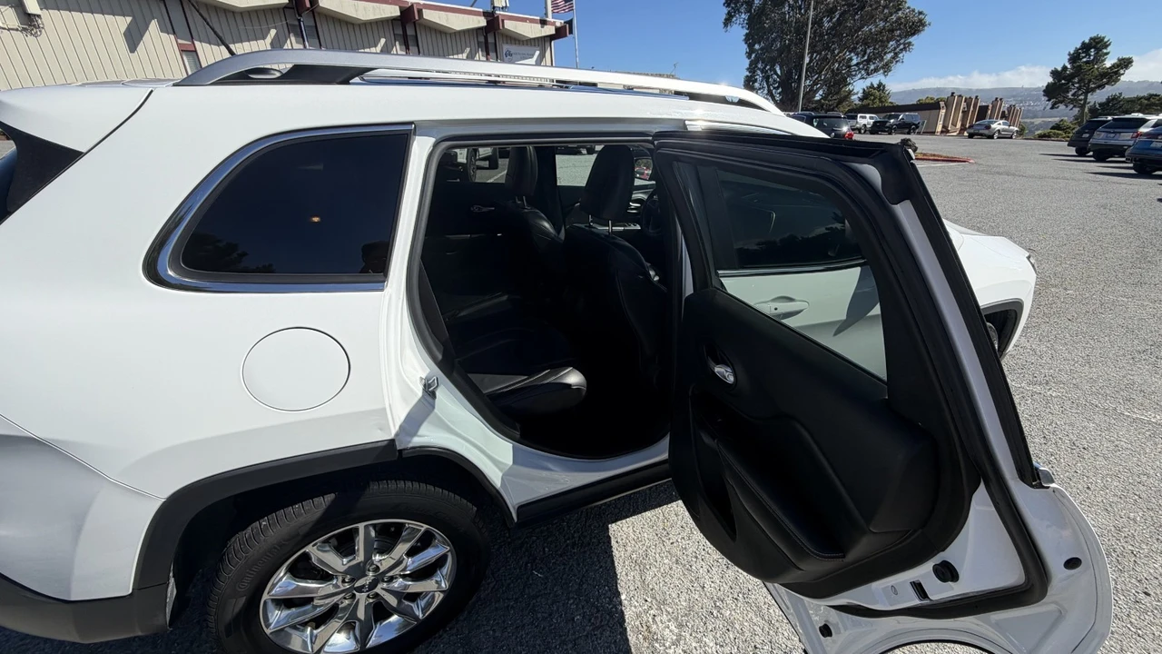2014 Jeep KL Cherokee - Image 18 of 22