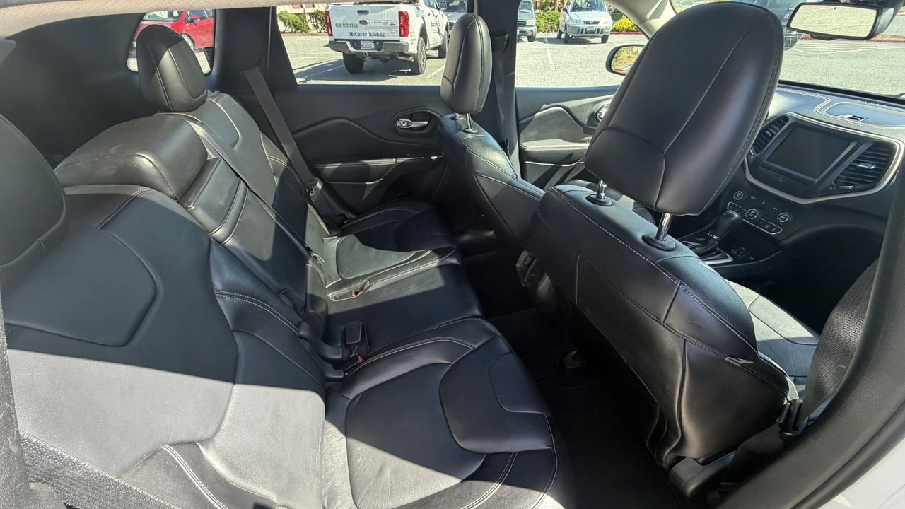 2014 Jeep KL Cherokee - Image 17 of 22