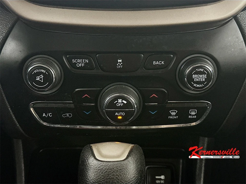 2014 Jeep KL Cherokee - Image 18 of 21