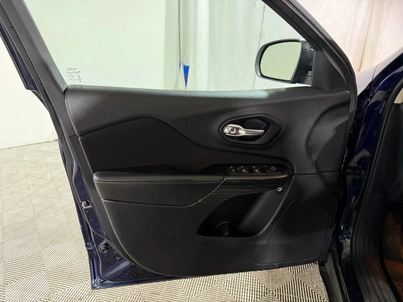 2014 Jeep KL Cherokee - Image 11 of 12
