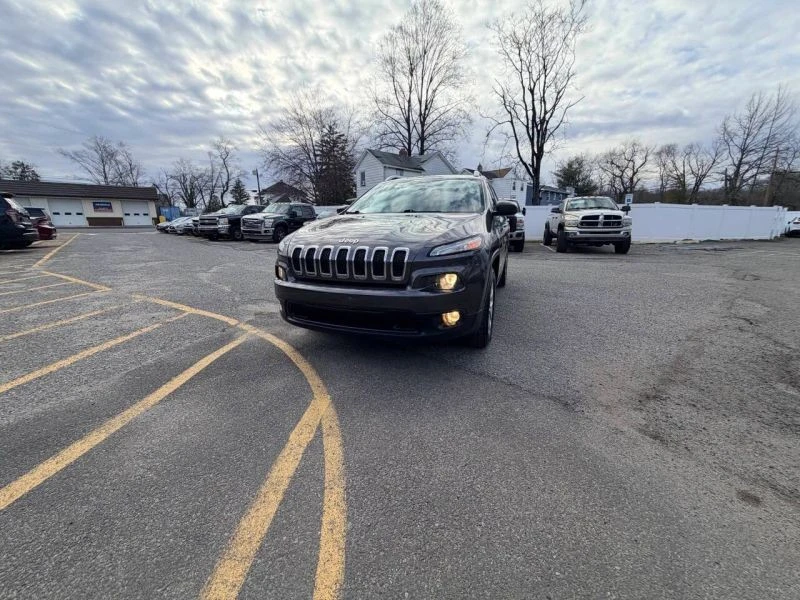 2014 Jeep KL Cherokee - Image 2 of 12