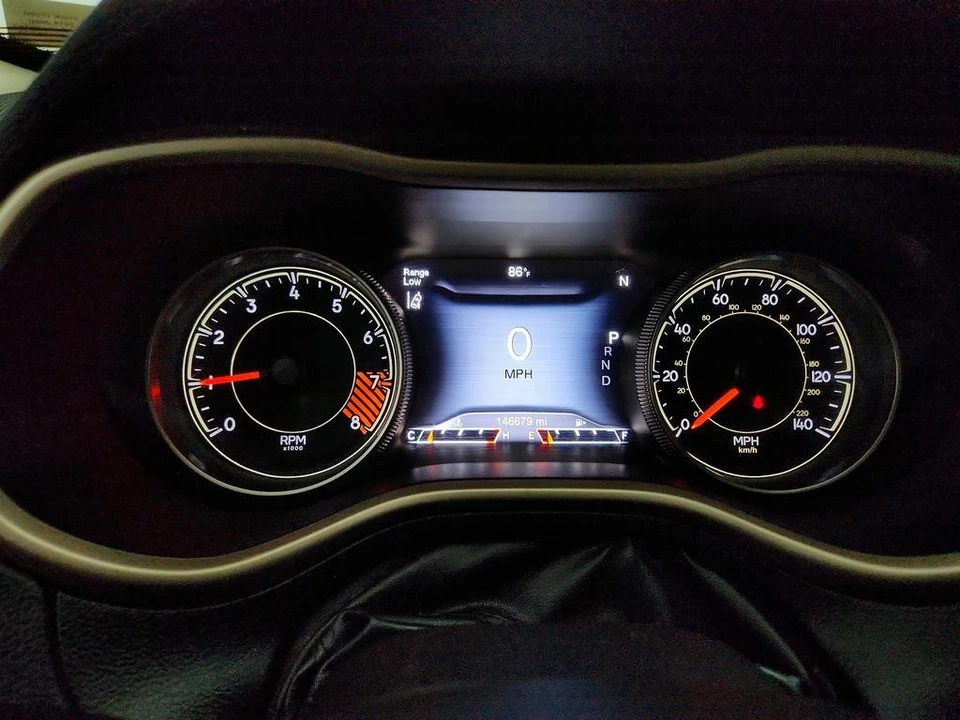 2014 Jeep KL Cherokee - Image 16 of 31