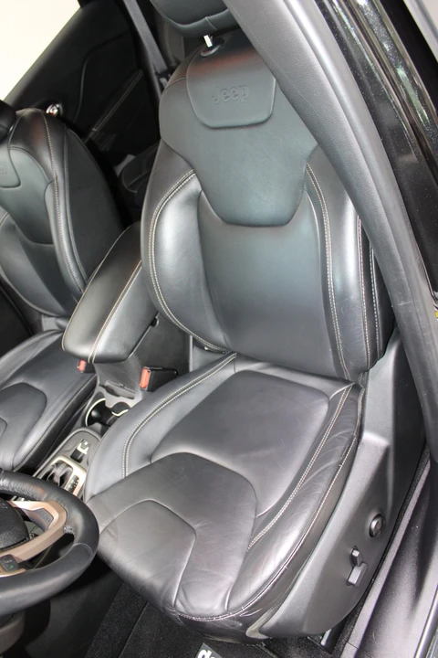 2014 Jeep - Image 30 of 31