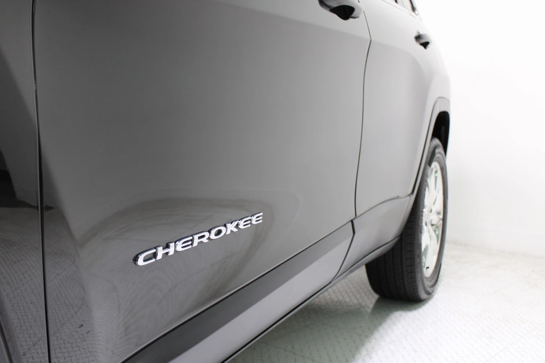 2014 Jeep KL Cherokee - Image 18 of 21