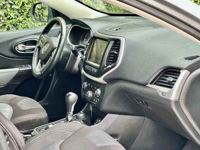 2014 Jeep KL Cherokee - Image 19 of 21