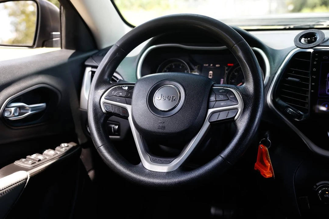 2014 Jeep KL Cherokee - Image 27 of 31