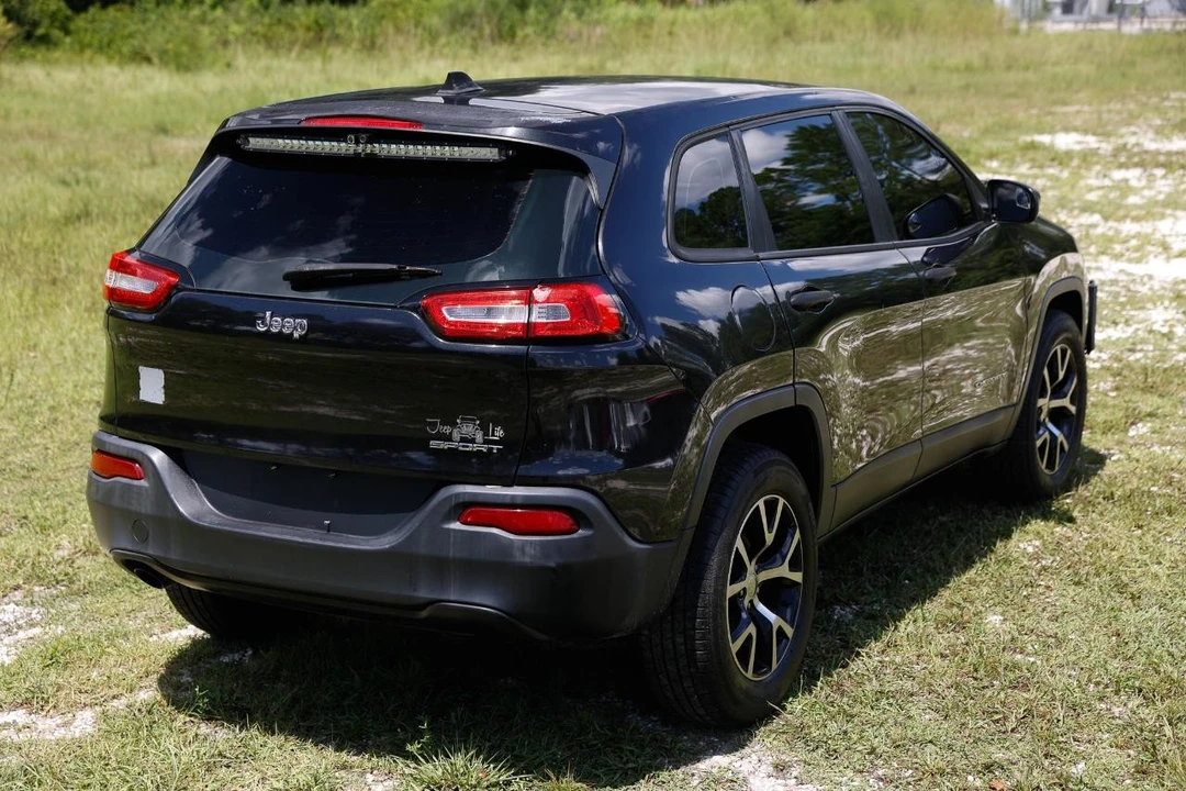 2014 Jeep KL Cherokee - Image 11 of 31