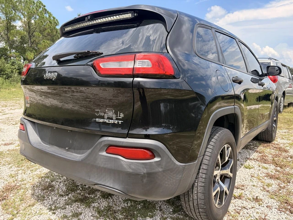2014 Jeep KL Cherokee - Image 9 of 12