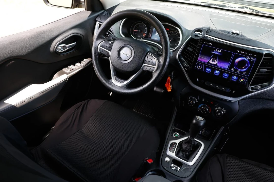 2014 Jeep KL Cherokee - Image 21 of 31